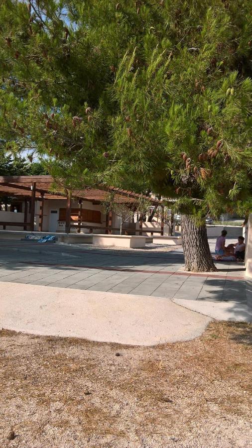 Holiday Home Lucija Sveti Filip i Jakov Kültér fotó